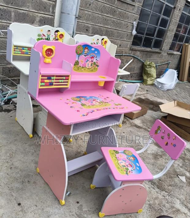 Kindergarten Kids Table - main view
