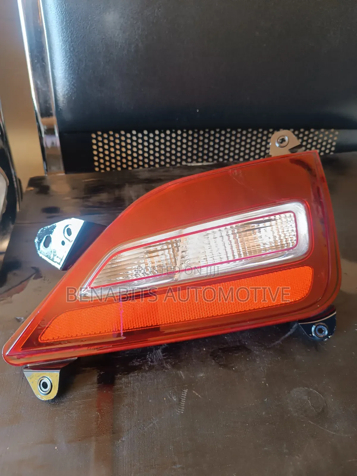 Hyundai Santa Fe 2019 LHS Tail Light
