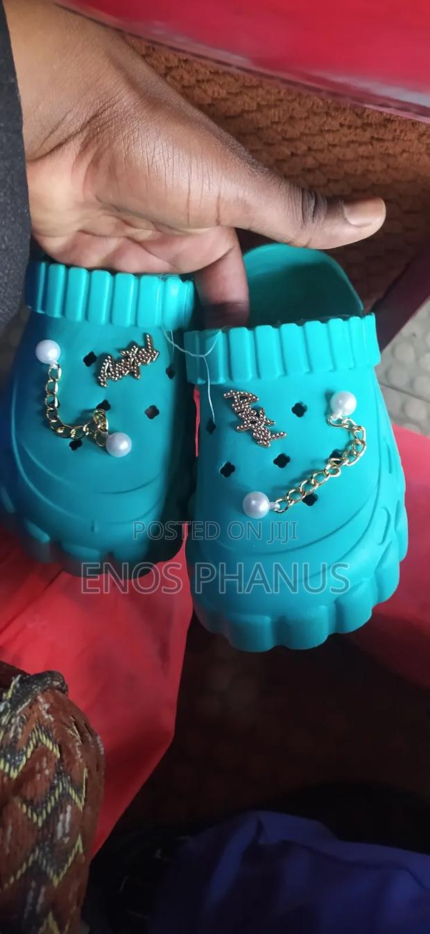 Original Crocks Size 30 To Size 45 - thumbnail 3