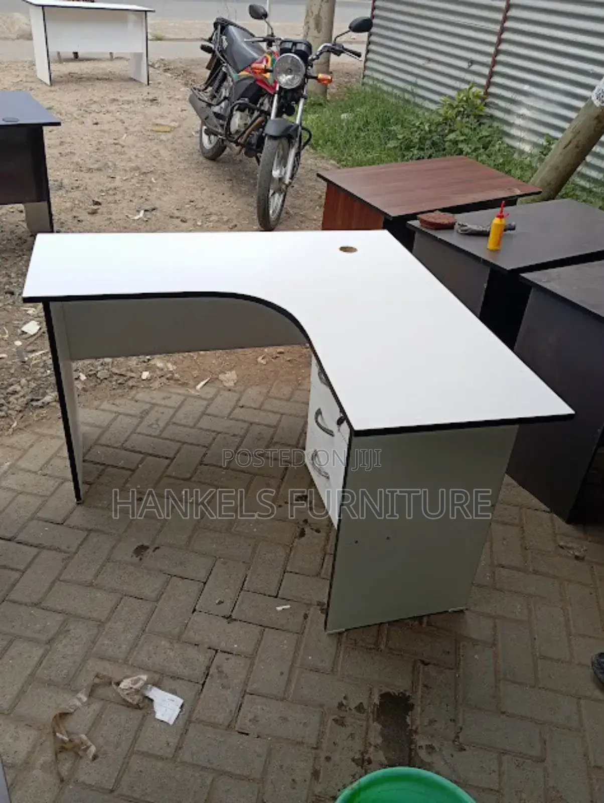 White L Shape With Drawers