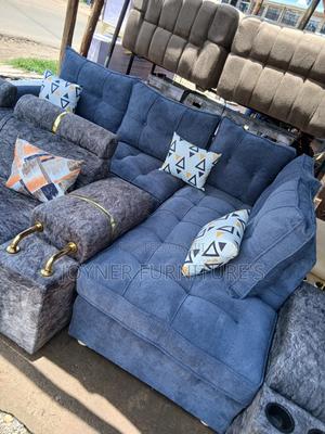 Corner Set Transition - main view