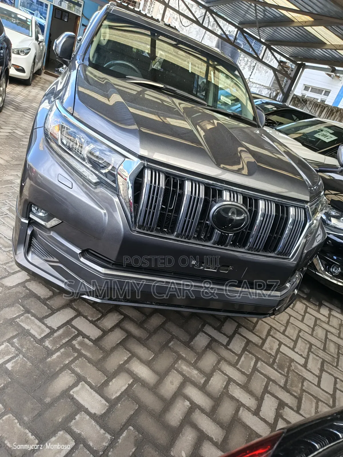 Toyota Land Cruiser Prado 2.8 2018 Gray