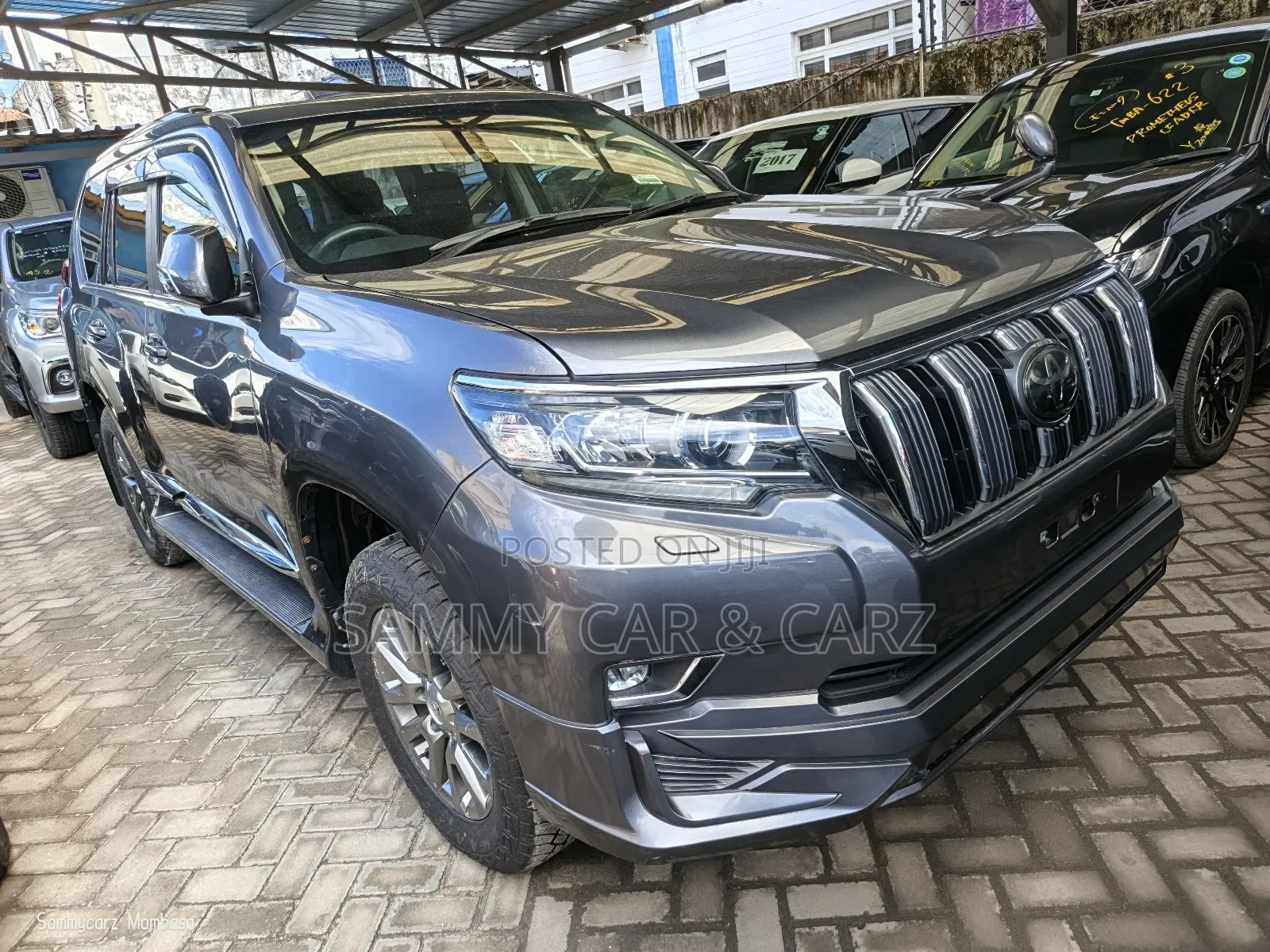 Toyota Land Cruiser Prado 2.8 2018 Gray