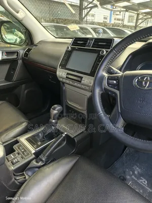 Toyota Land Cruiser Prado 2.8 2018 Gray