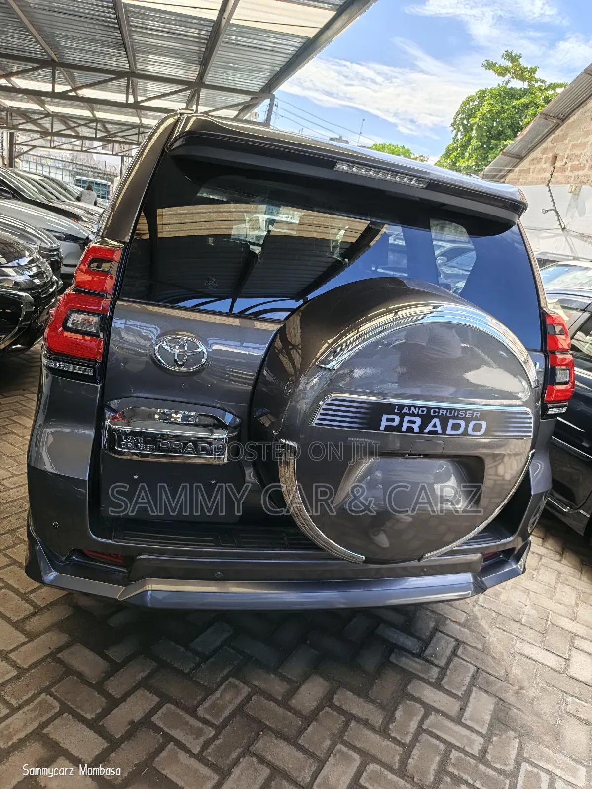 Toyota Land Cruiser Prado 2.8 2018 Gray