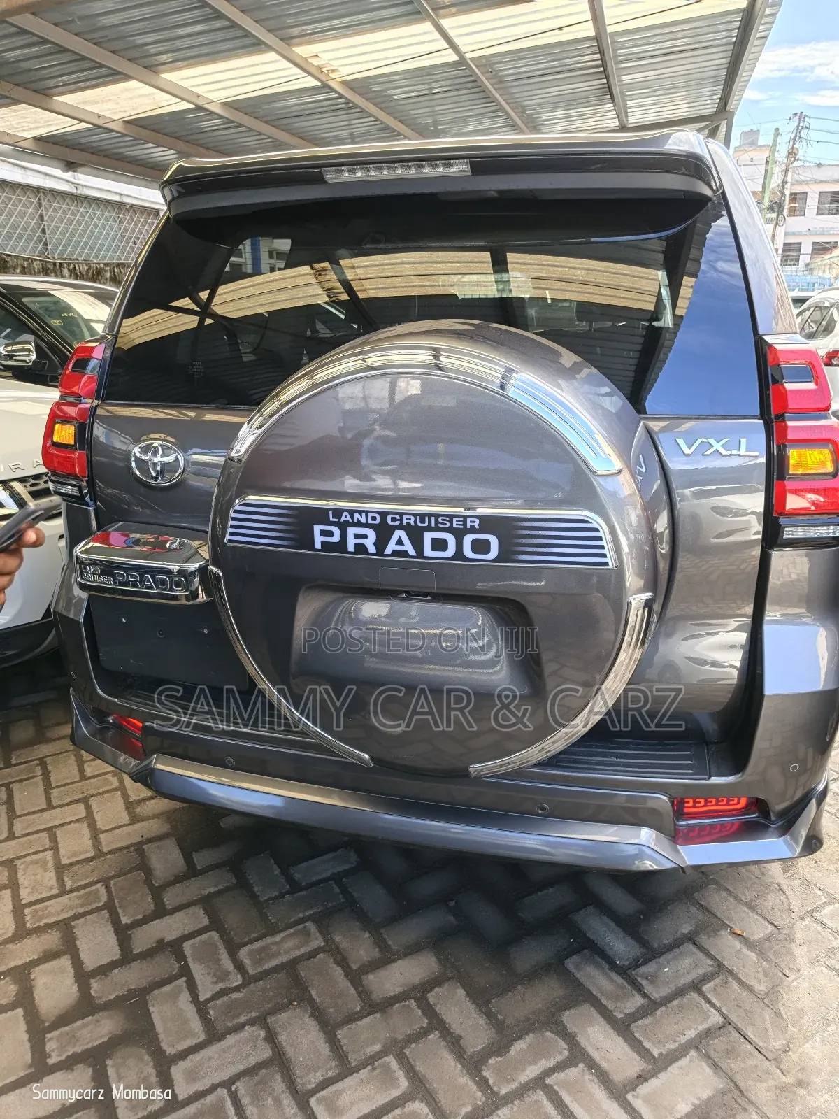 Toyota Land Cruiser Prado 2.8 2018 Gray