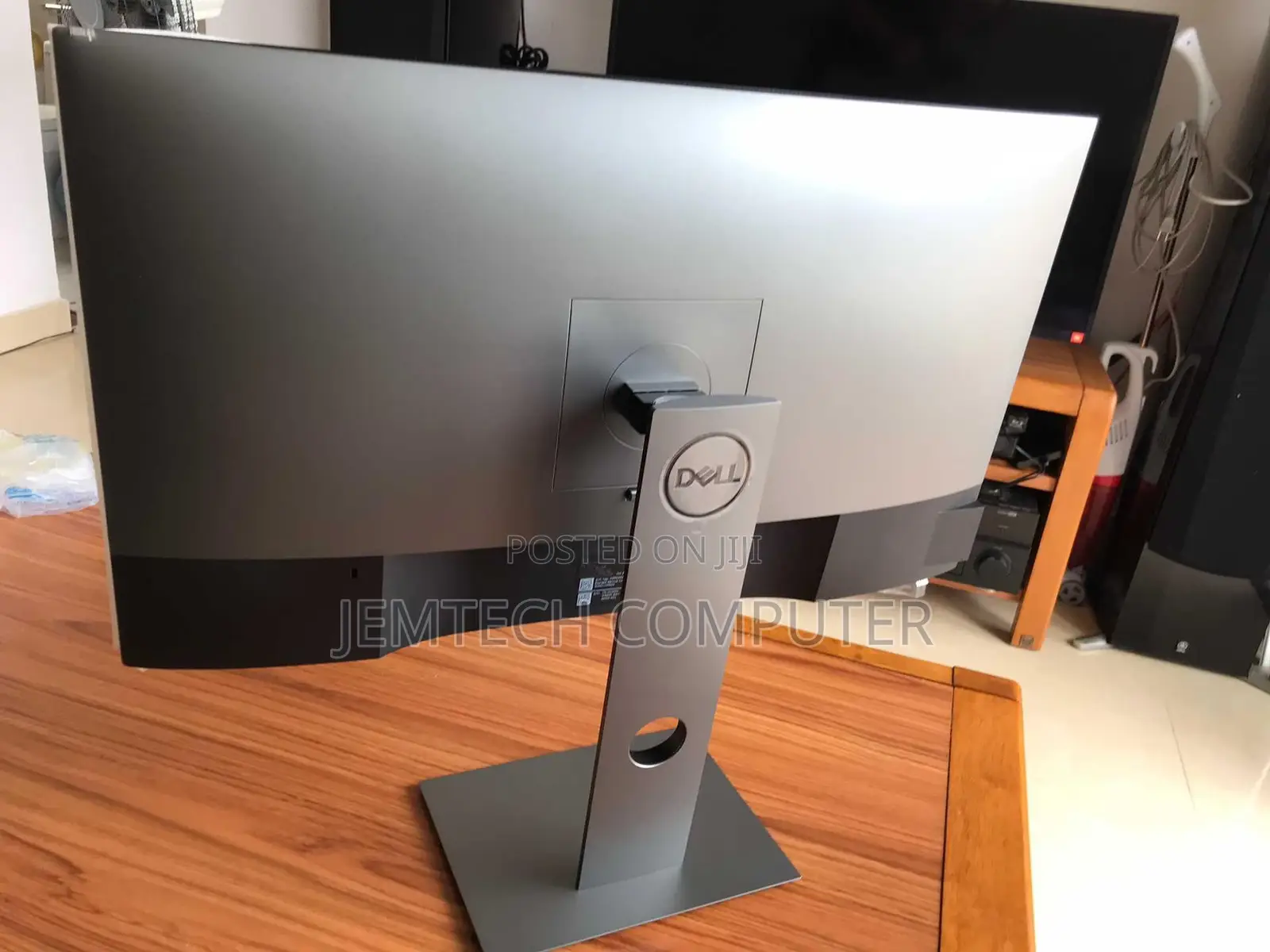 U2719d Ultrasharp Edge to Edge Dell 27′′ Ips Monitor QHD