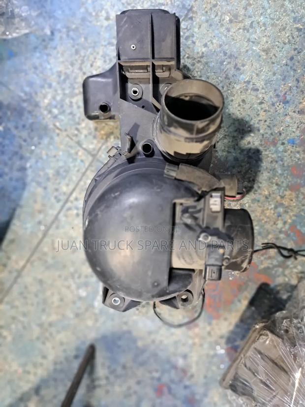 Isuzu Elf, 100p Aircleaner Housing - thumbnail 2