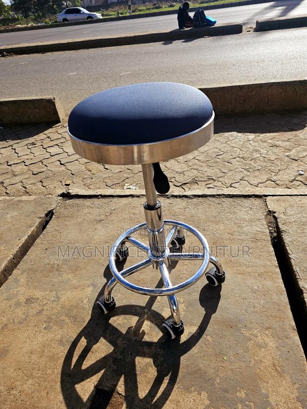 Pedicure Chairs - thumbnail 3