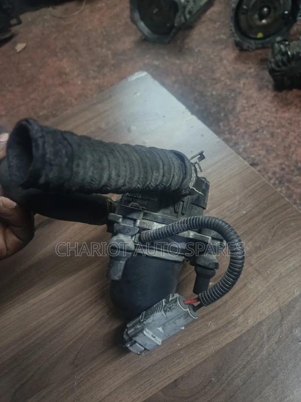 Prado J150 Secondary Air Pump - thumbnail 3