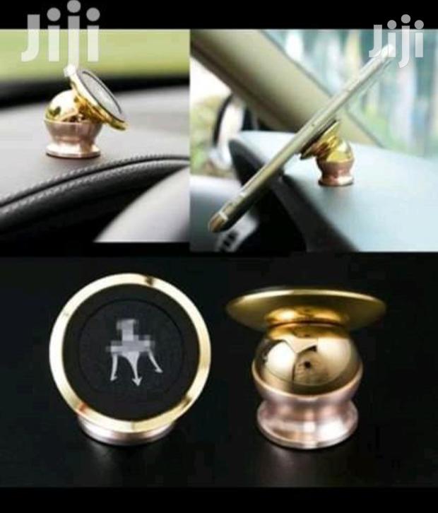 New Magnetic Dashboard Car Phone Holder.