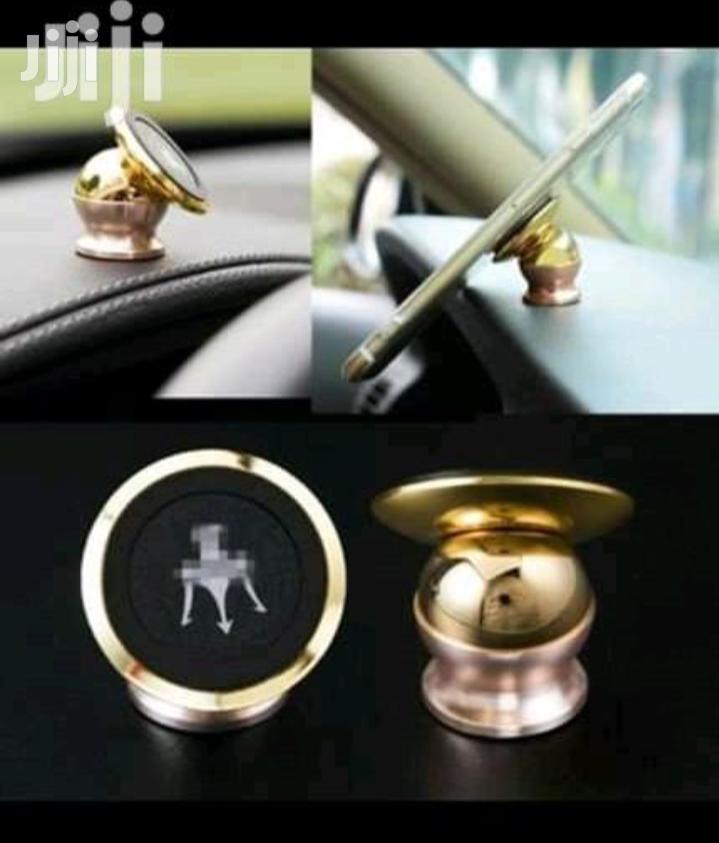 New Magnetic Dashboard Car Phone Holder.