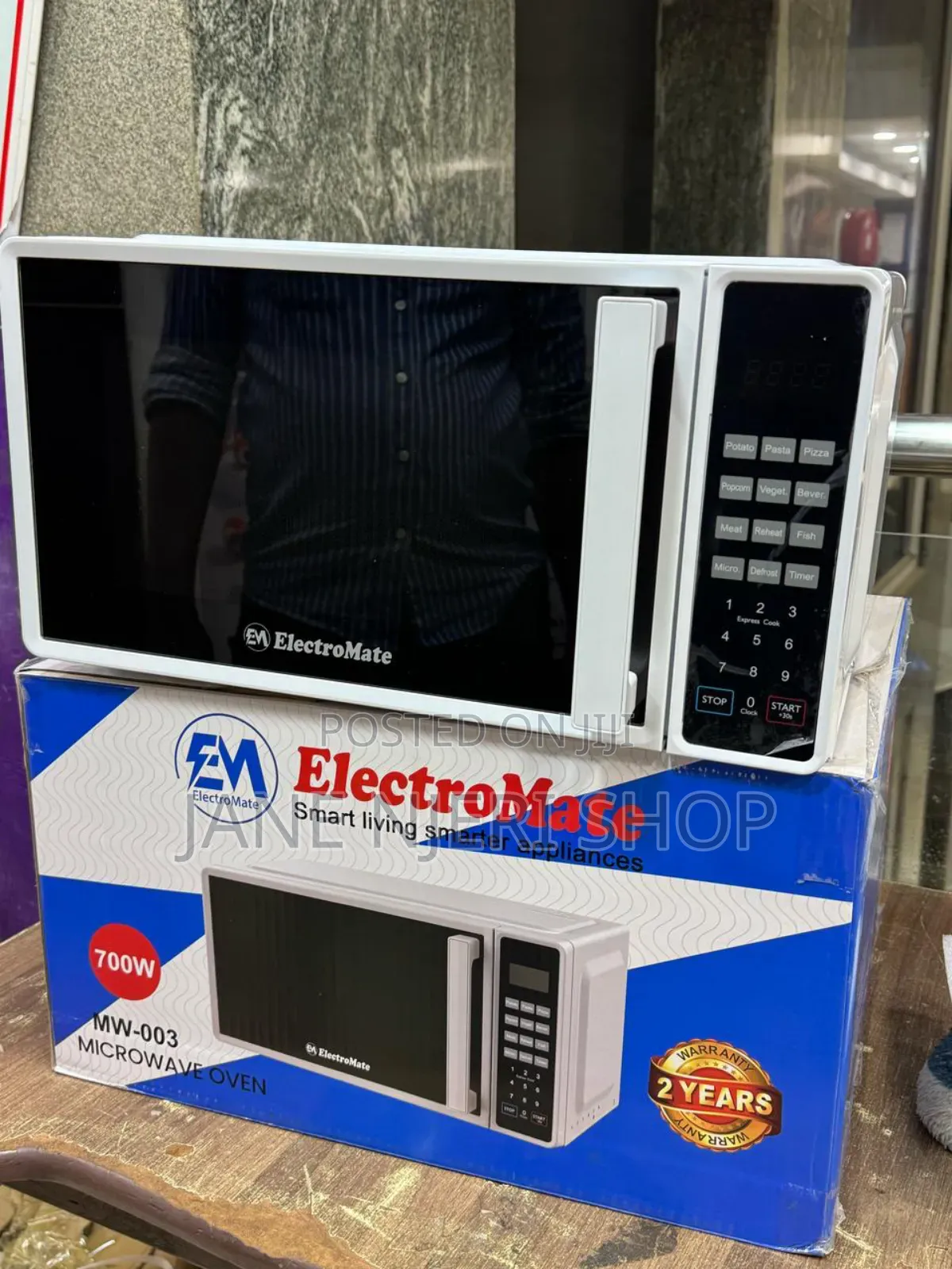 *Electromate Digital Microwave 20l At