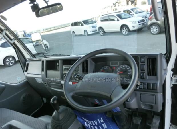 Isuzu Elf Open Body - thumbnail 4