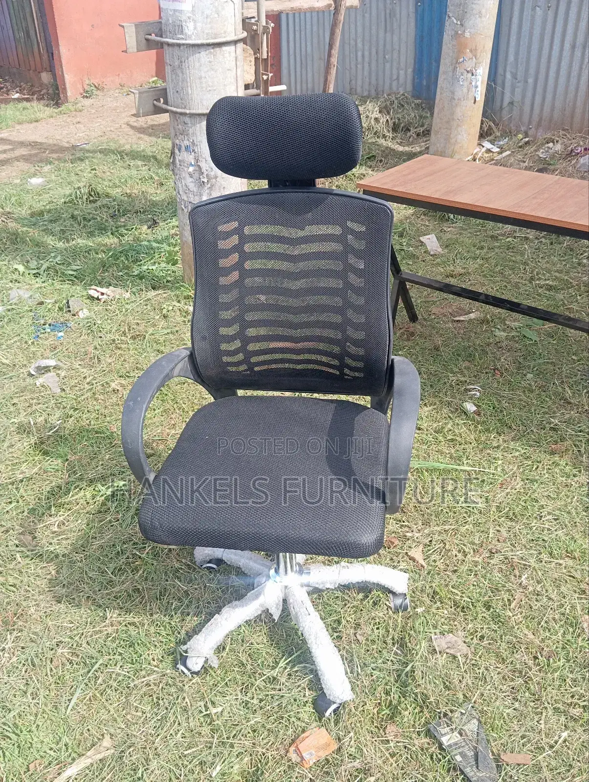 Budget Headrest Office Chair