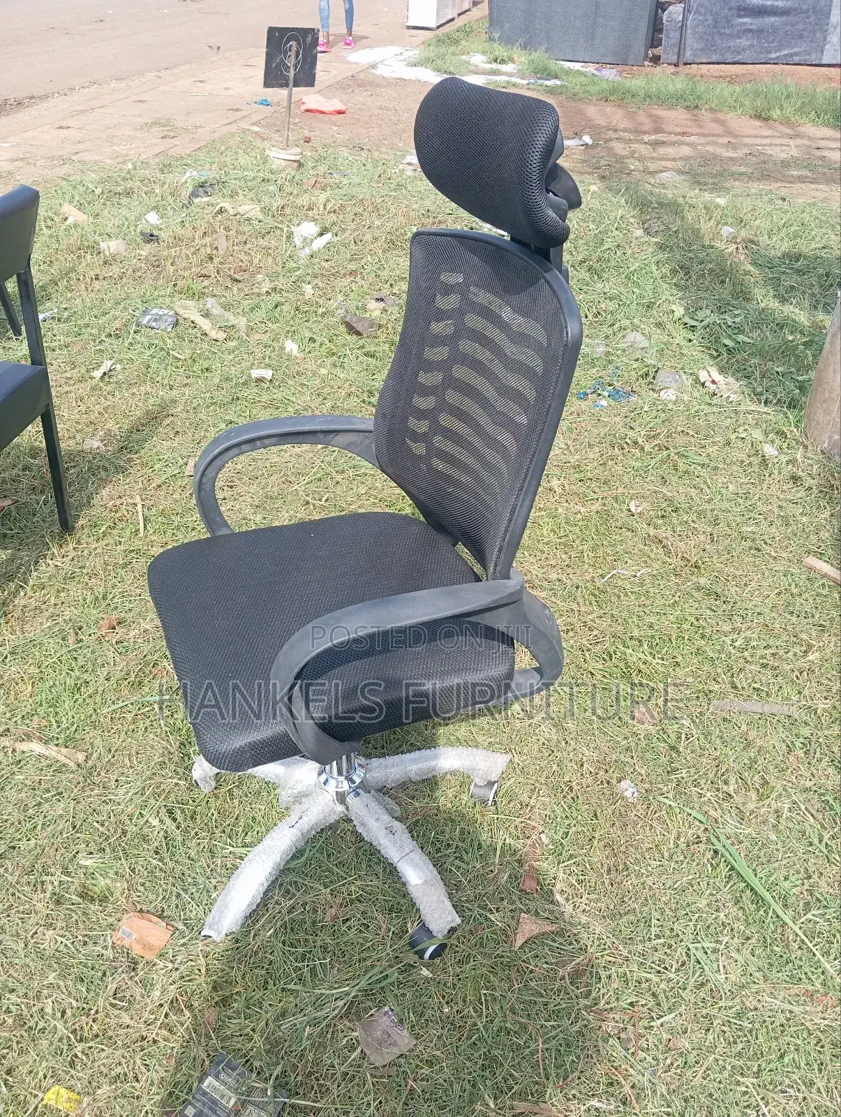 Budget Headrest Office Chair
