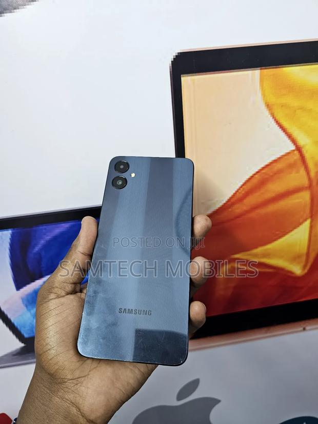 Samsung Galaxy A05 64 GB Gray - main view