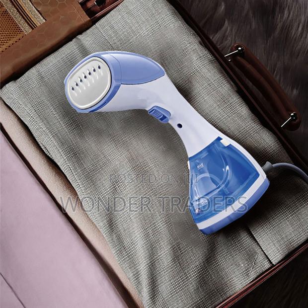 Handheld Sokany Garment Steamer - main view