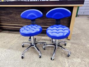 Pedicure Stools - thumbnail 2