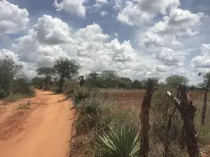 4 Acres Farm Makindu