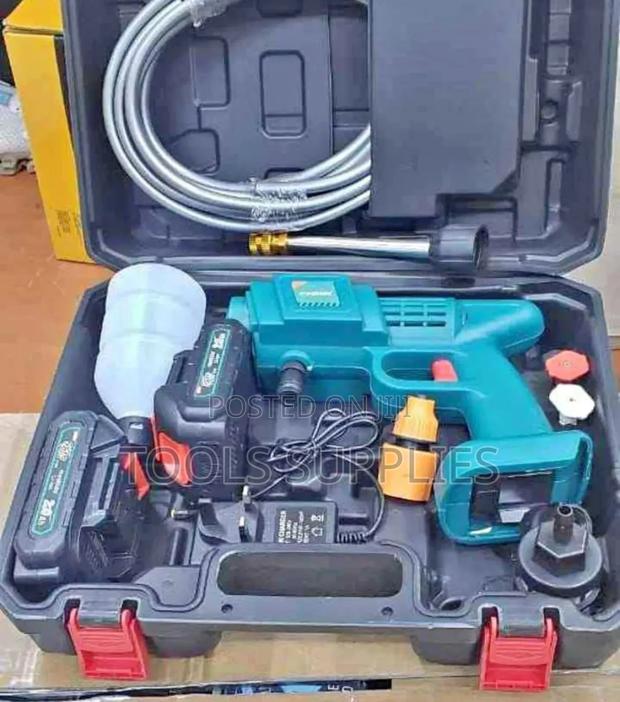 Cordless Car Wash/Makita - main view