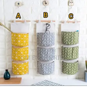 Wall Mounted Storage Bag With 3 Pockets