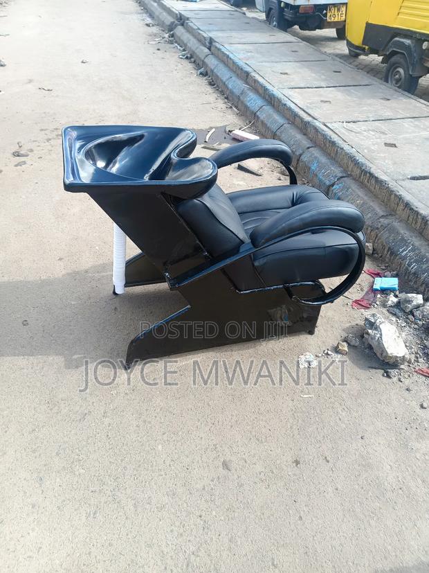 Sink Chair With Outlet Pipe, Black - thumbnail 3