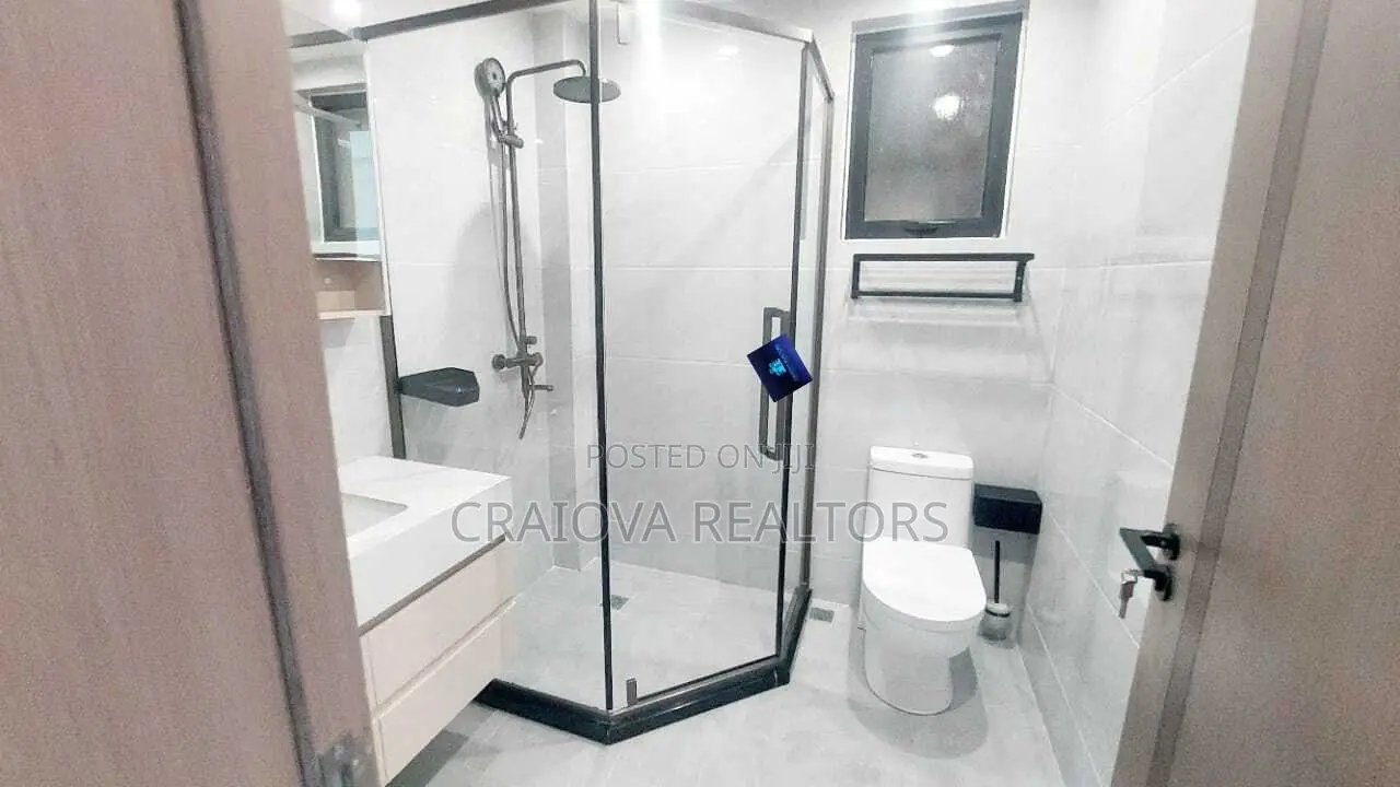 3bdrm Apartment in Lavington for sale