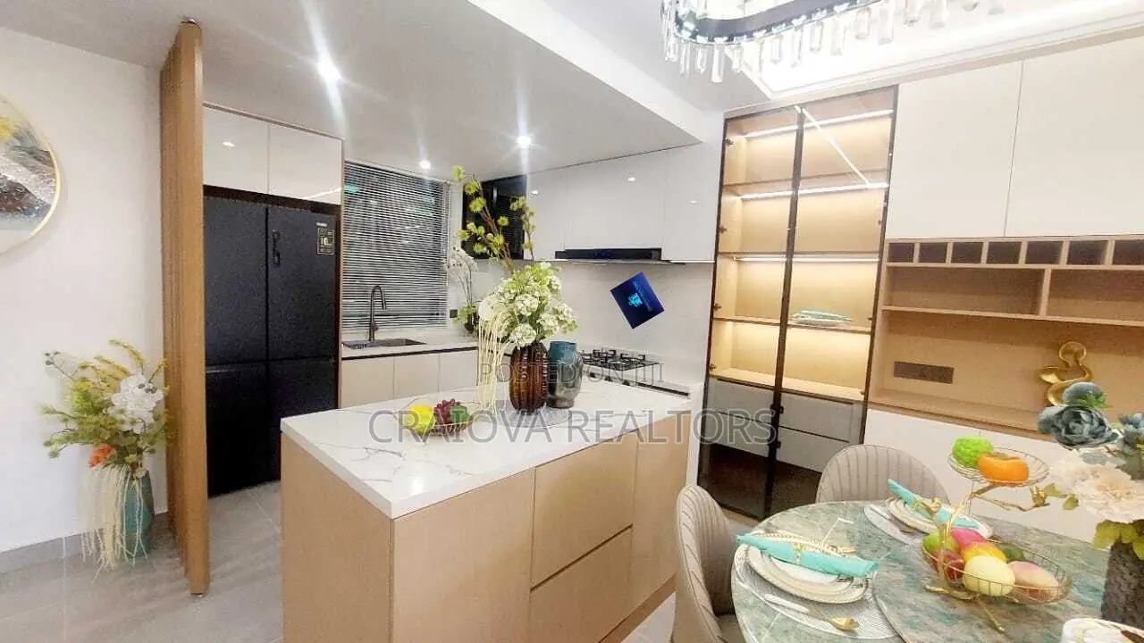 3bdrm Apartment in Lavington for sale