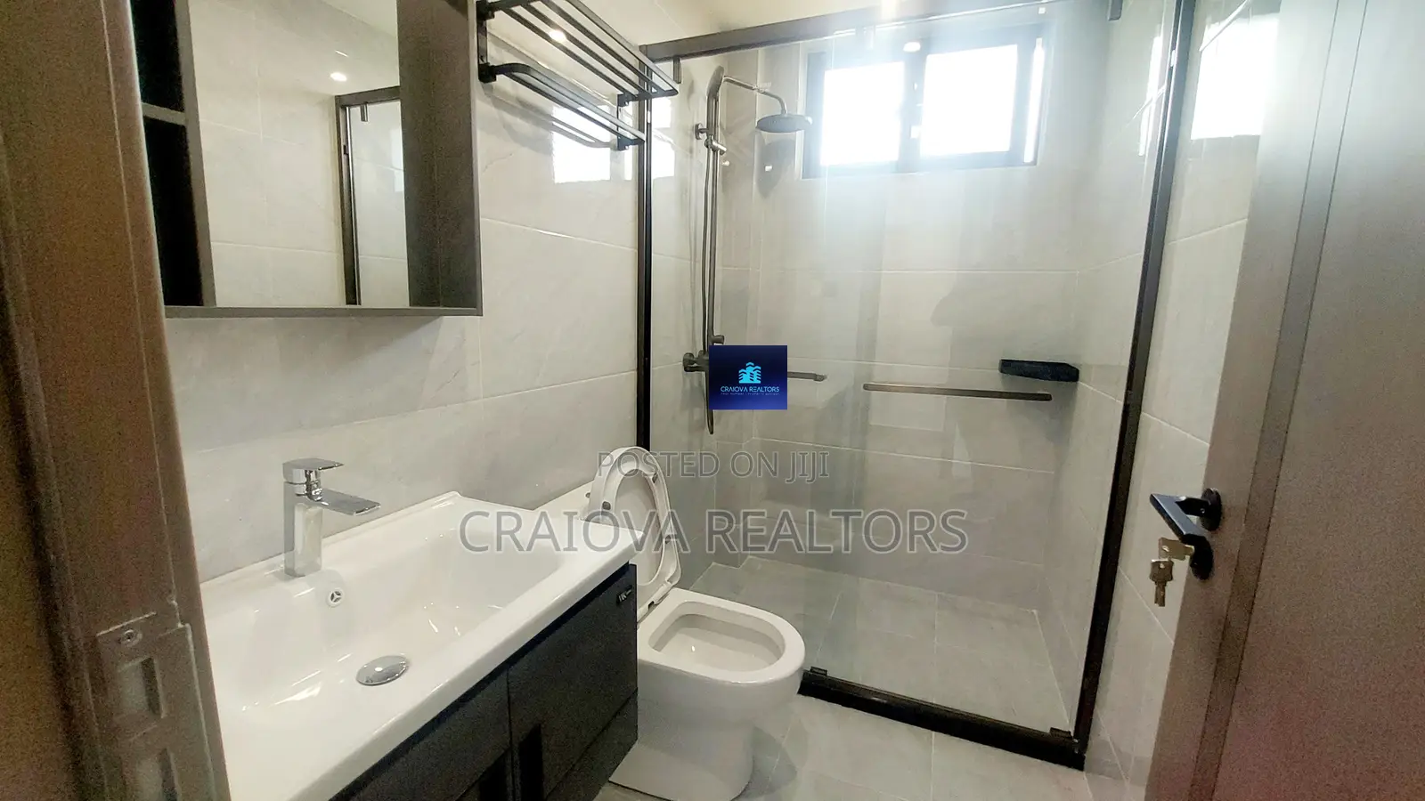 3bdrm Apartment in Lavington for sale
