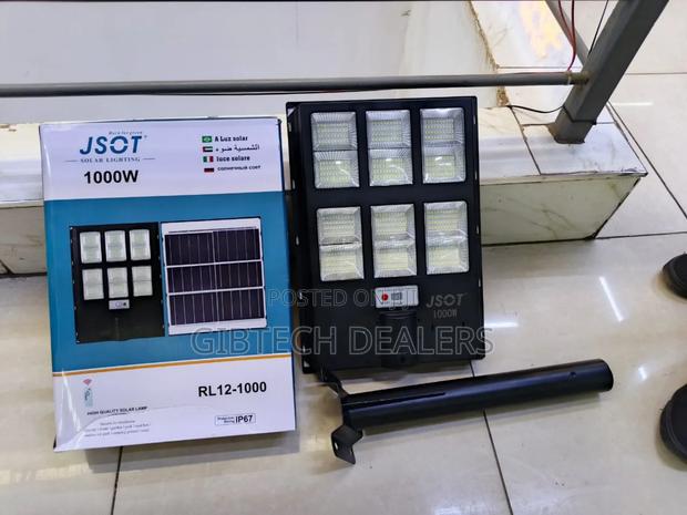 1000 Watts Solar Security Street Lights