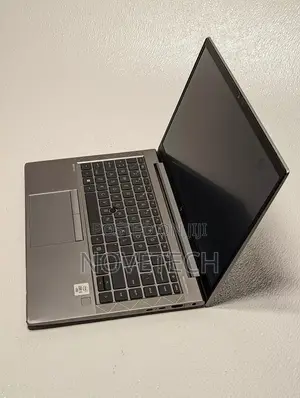 Laptop HP ZBook Firefly 14 G7 32GB Intel Core I7 SSD 1T