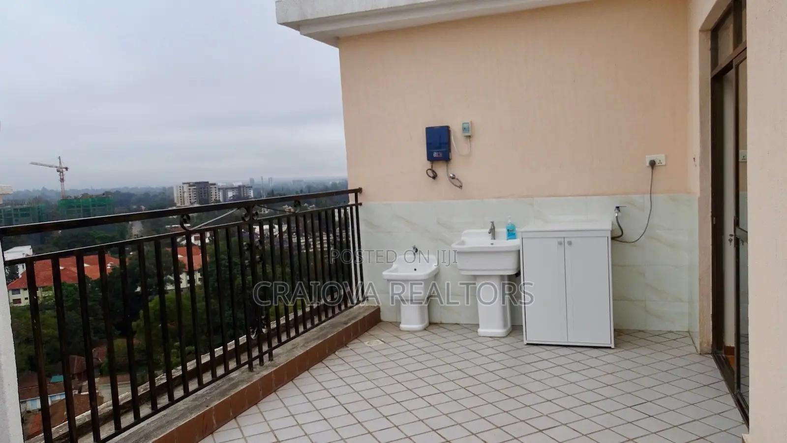 Furnished 3bdrm Apartment in Valley Arcade for rent