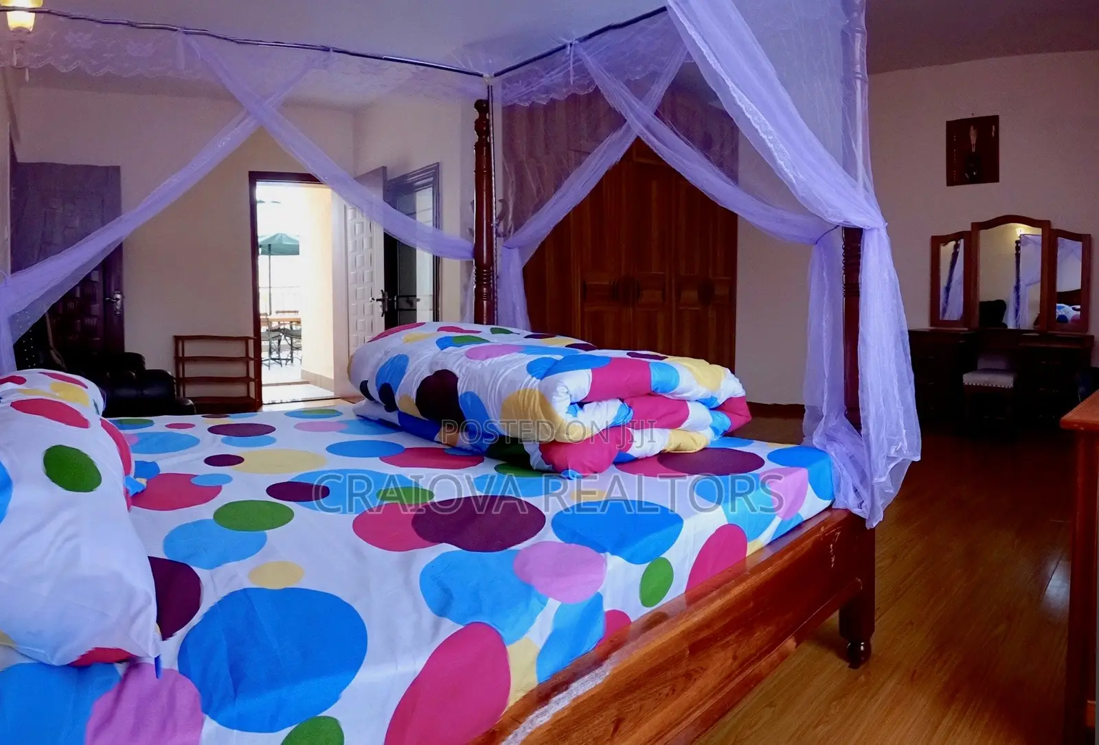 Furnished 3bdrm Apartment in Valley Arcade for rent