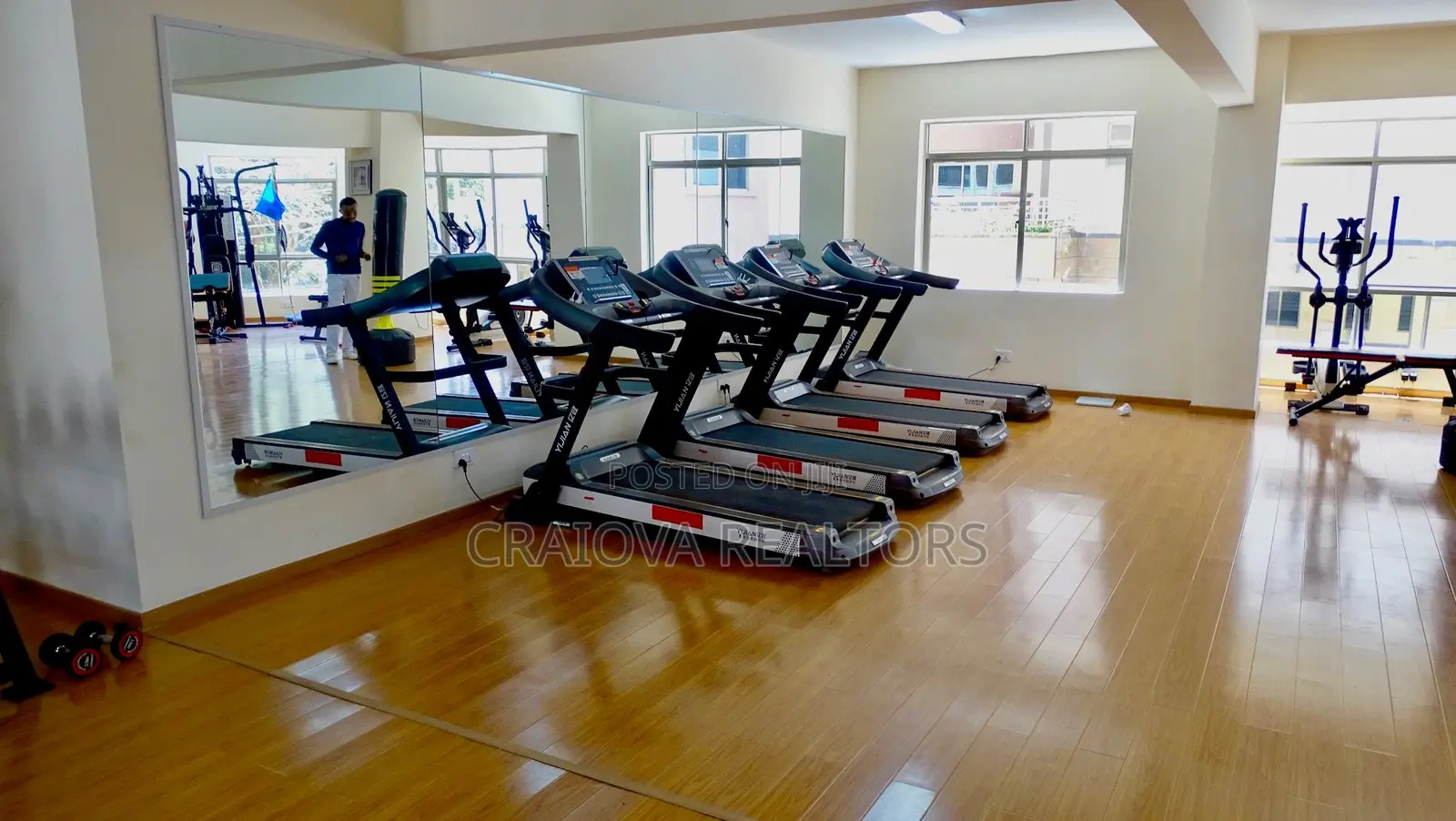 Furnished 3bdrm Apartment in Valley Arcade for rent