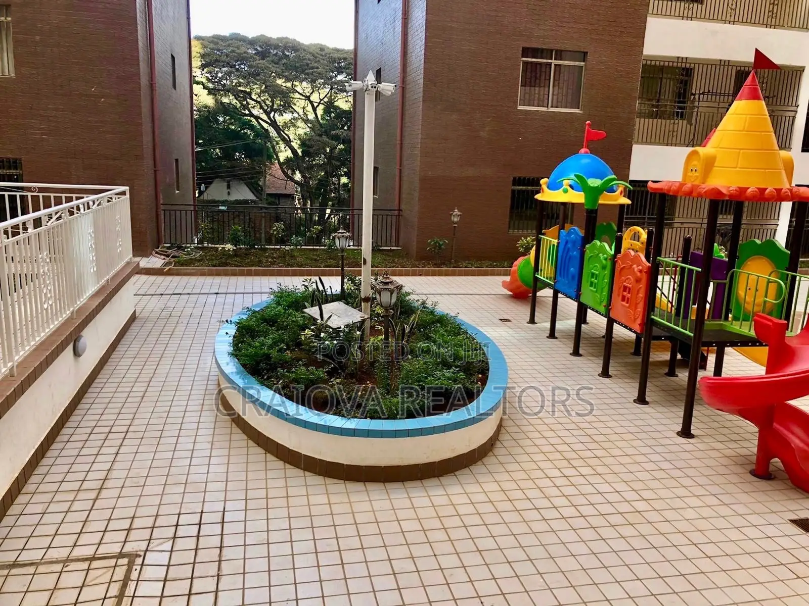 Furnished 3bdrm Apartment in Valley Arcade for rent