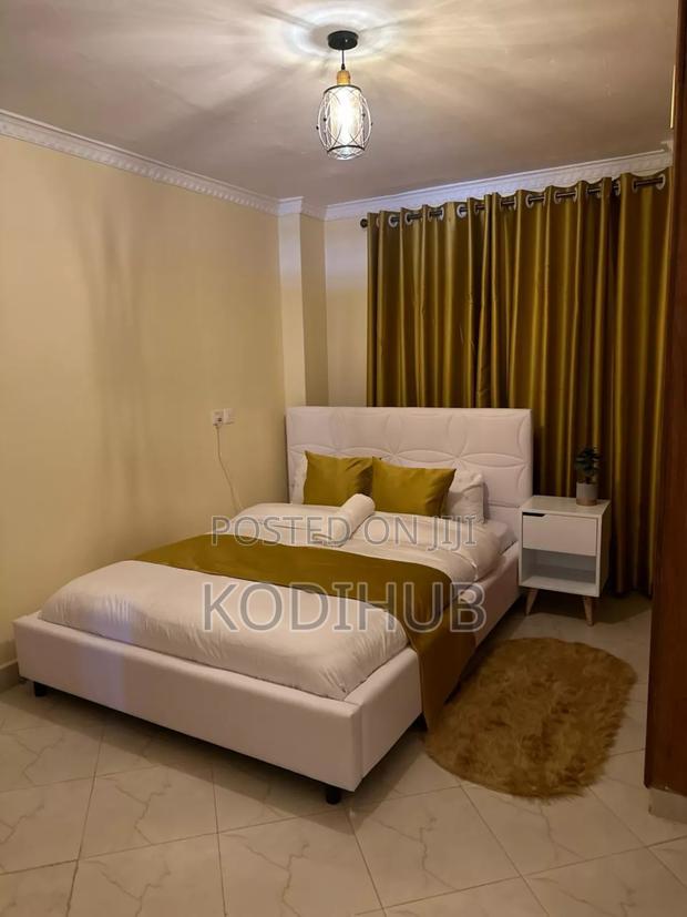 Classy 2 Bedroom - thumbnail 2