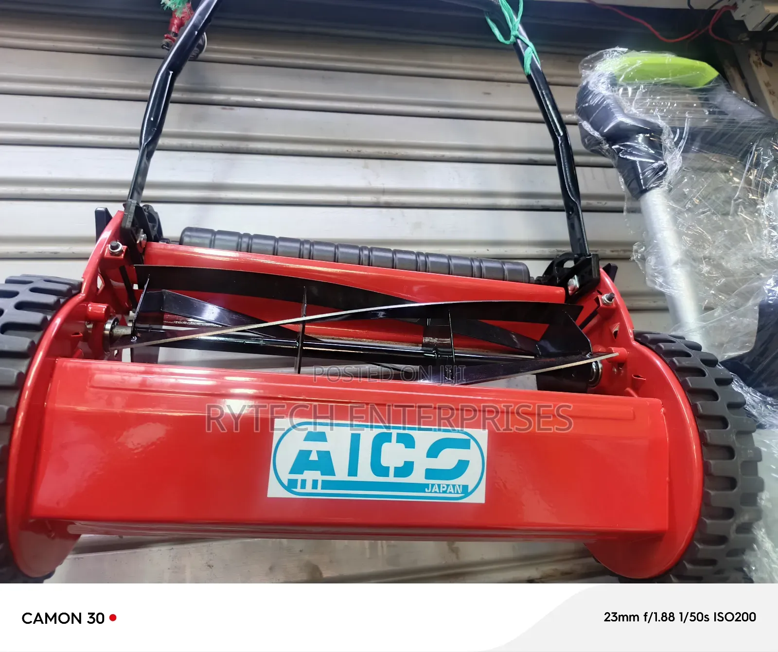 Hand Push Manual Lawn Mower 16"