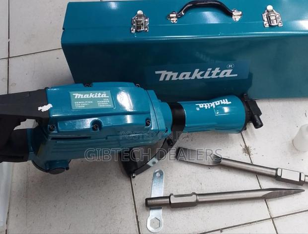 Makita Demolisher 1700w