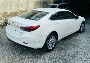 Mazda Atenza 2018 Off white