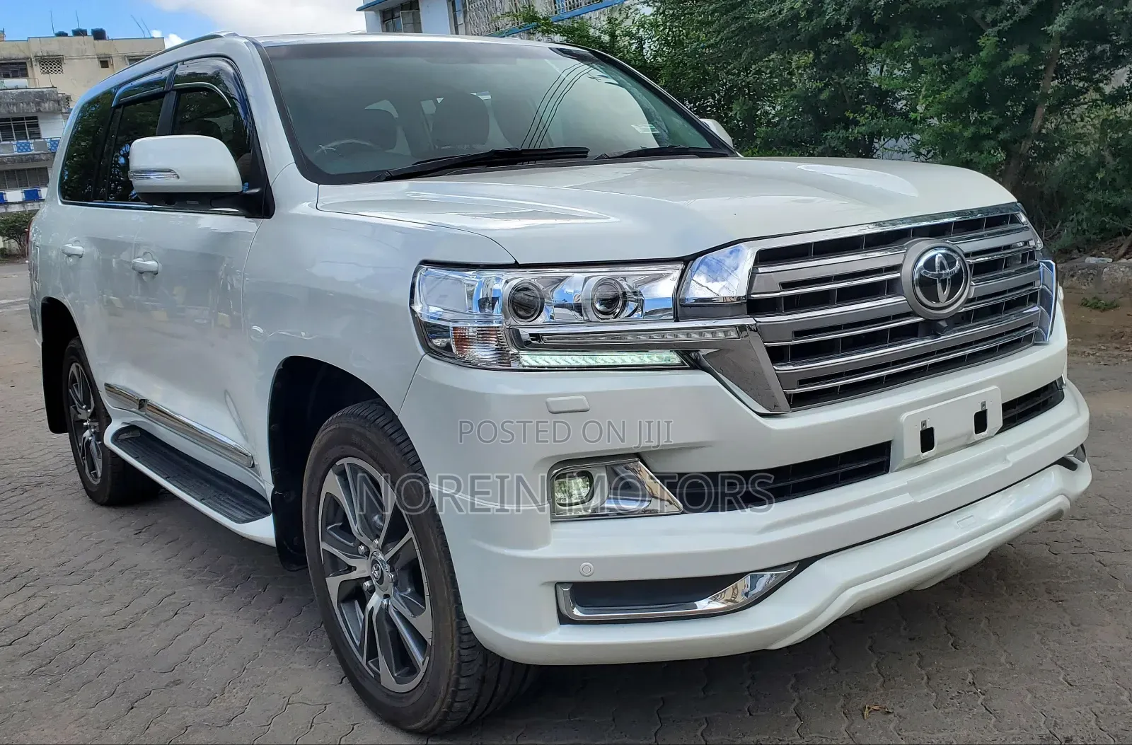 Toyota Land Cruiser 2018 Off white