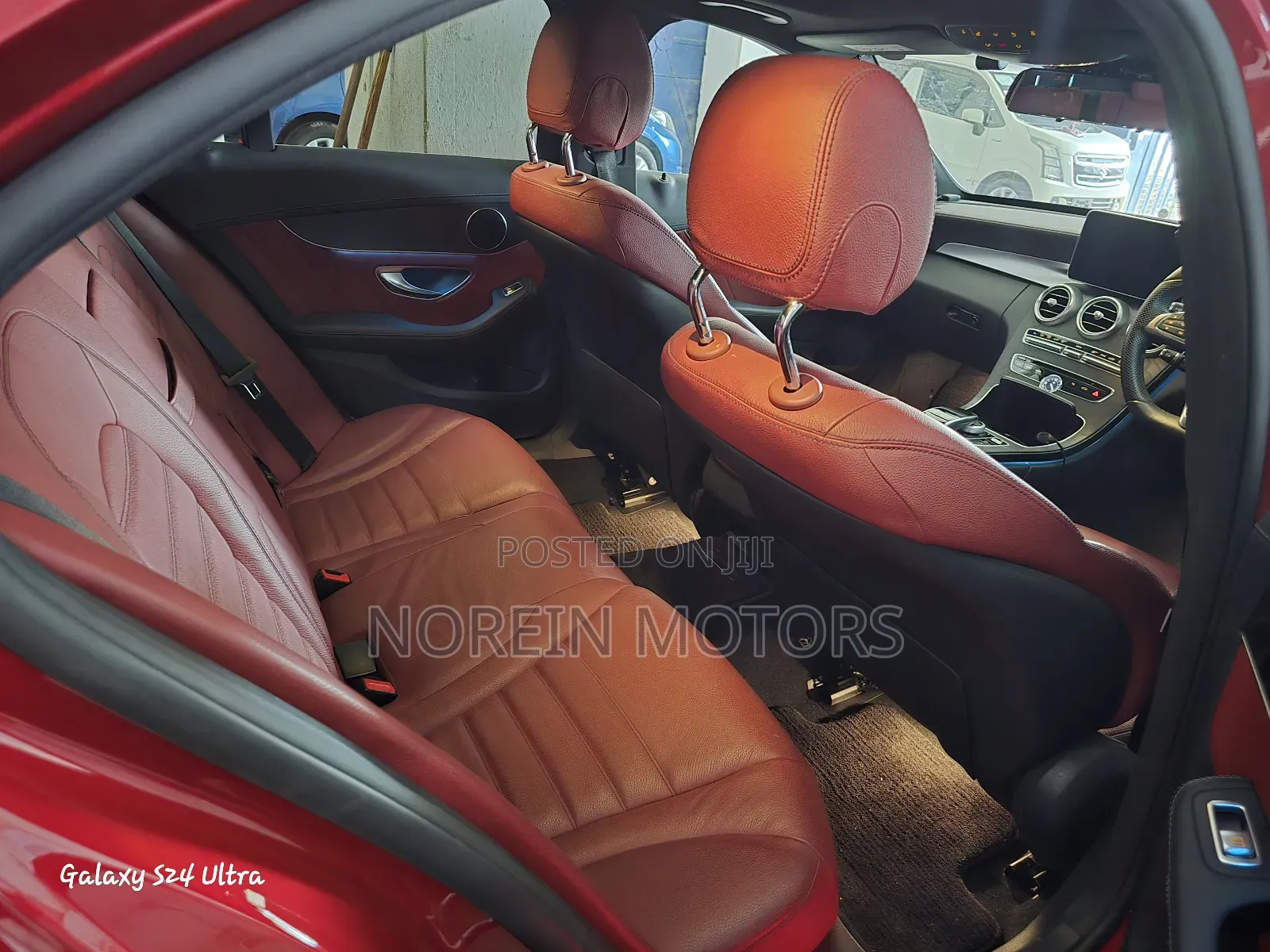 Mercedes-Benz C200 2018 Red