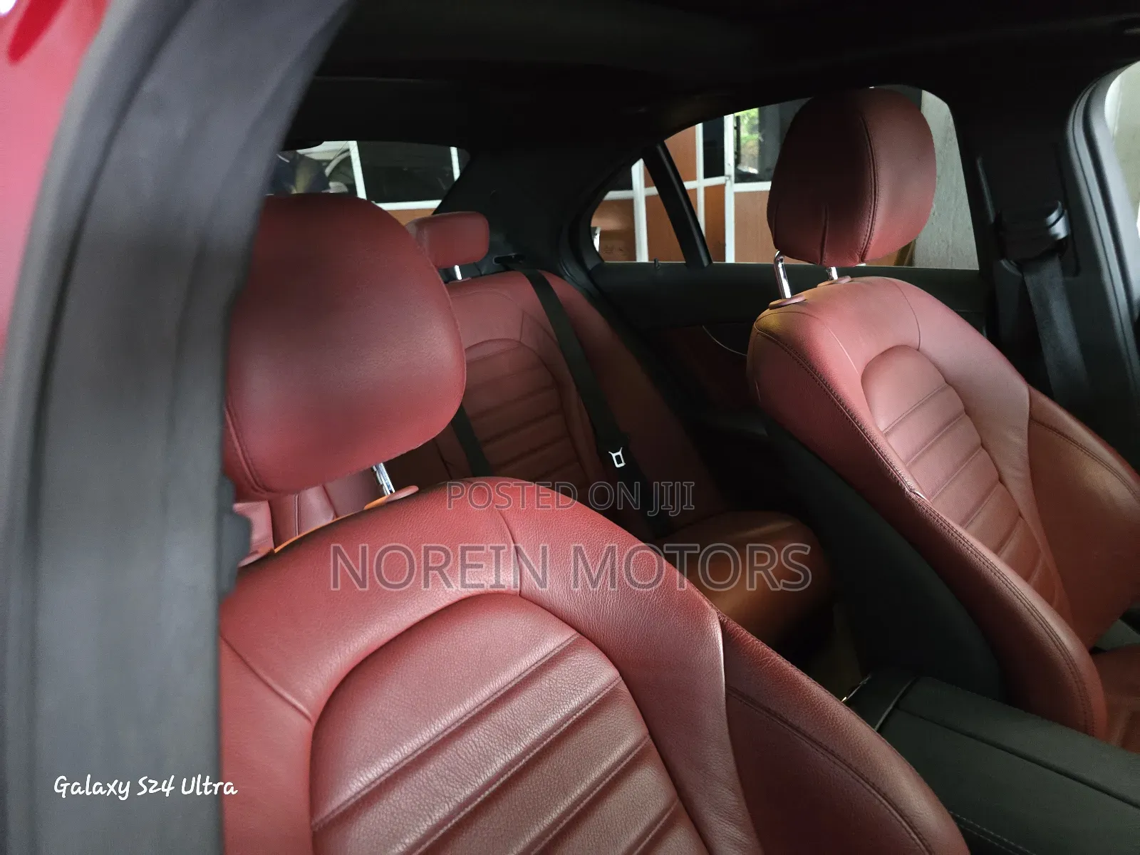 Mercedes-Benz C200 2018 Red