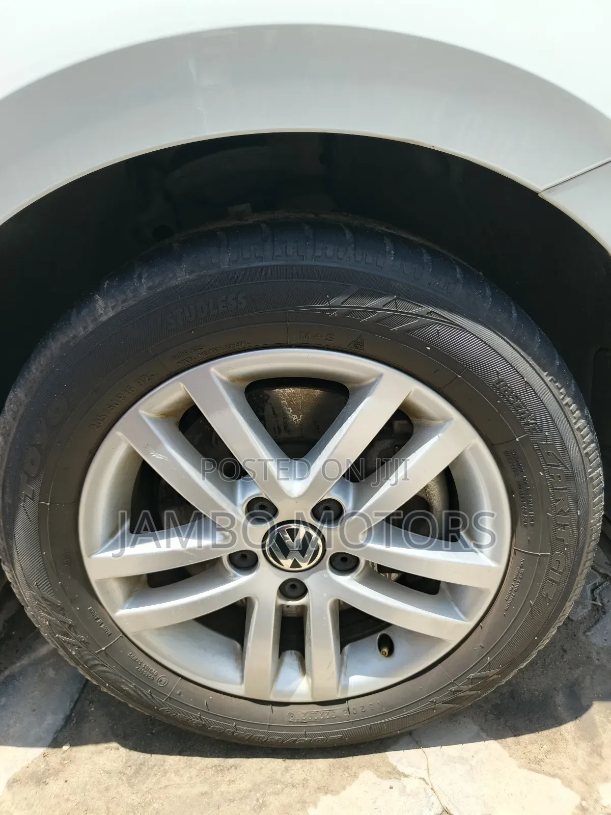 Volkswagen Touran 2018 White