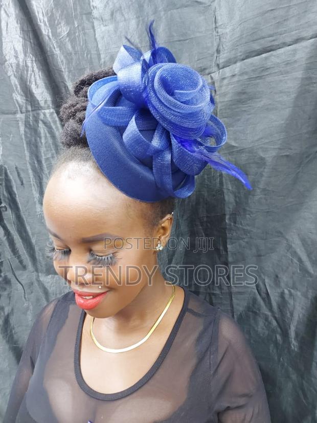 Chic Navy Blue Fascinator - main view
