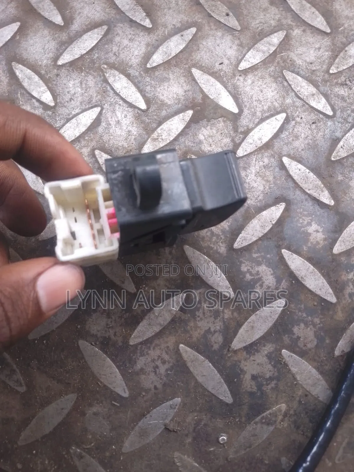 Rare Mirror Switch X-Trail T31