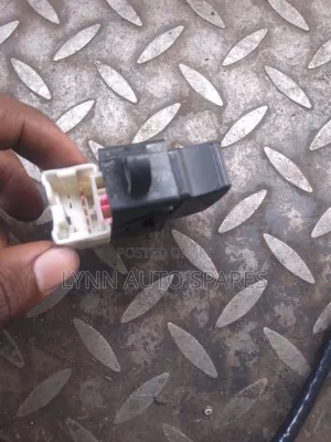 Rare Mirror Switch X-Trail T31