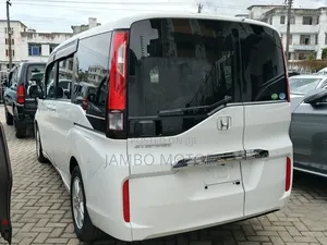 Honda Stepwgn 2018 White