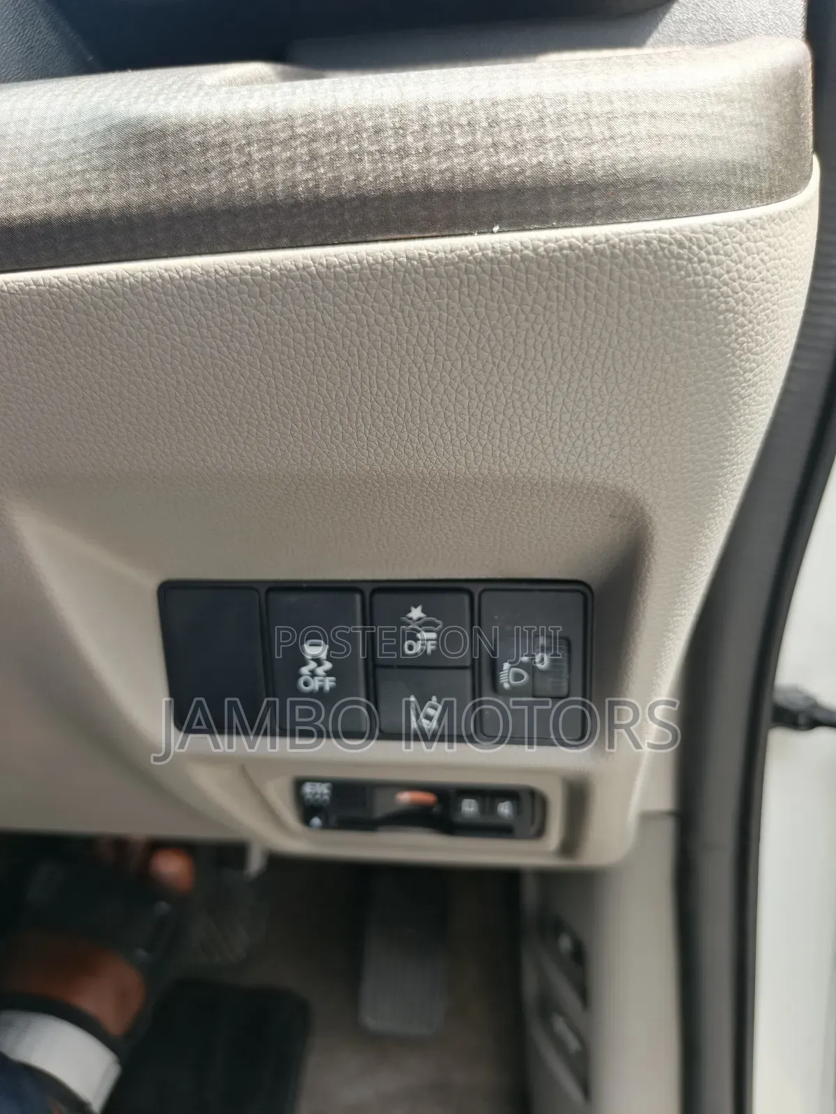Honda Stepwgn 2018 White
