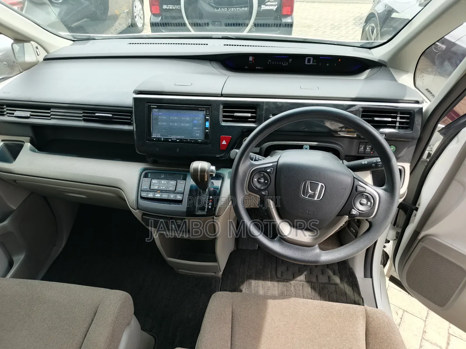 Honda Stepwgn 2018 White